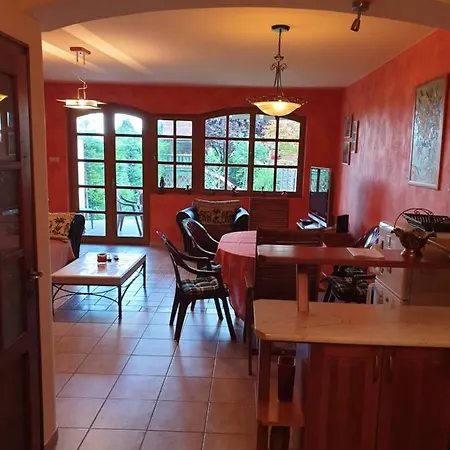 Holiday home Relax Apartman *