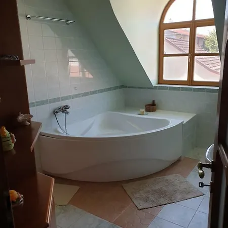 Relax Apartman Holiday home *